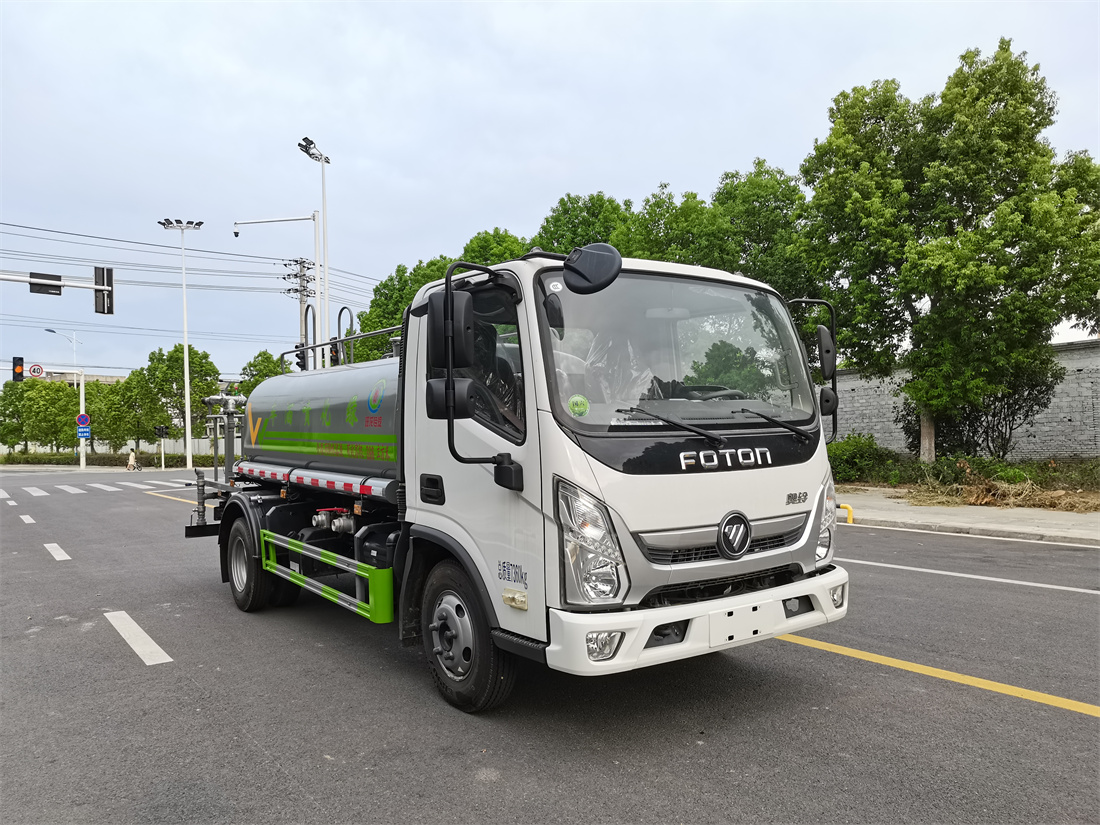 5噸灑水車-湖北旺龍福田奧鈴國六5立方灑水車廠家價(jià)格